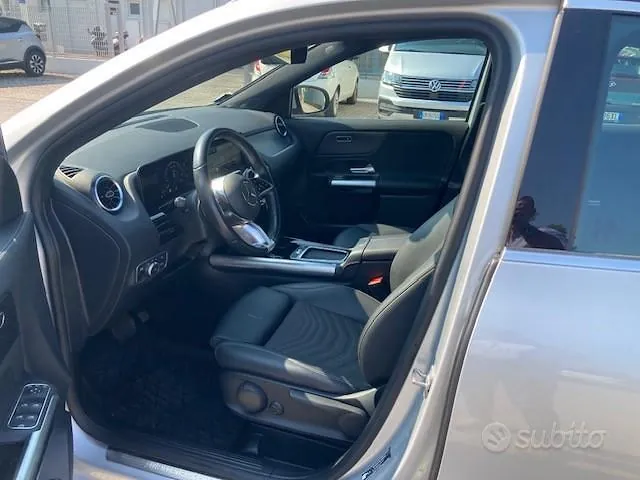Mercedes-Benz Gla 2023 photo 3
