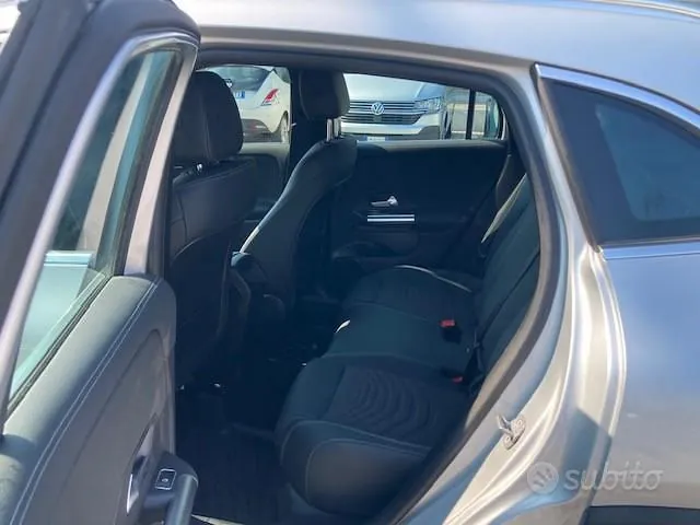 Mercedes-Benz Gla 2023 photo 4