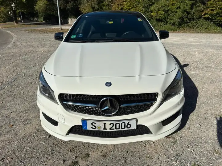 Mercedes-Benz Cla 200 Amg-Line