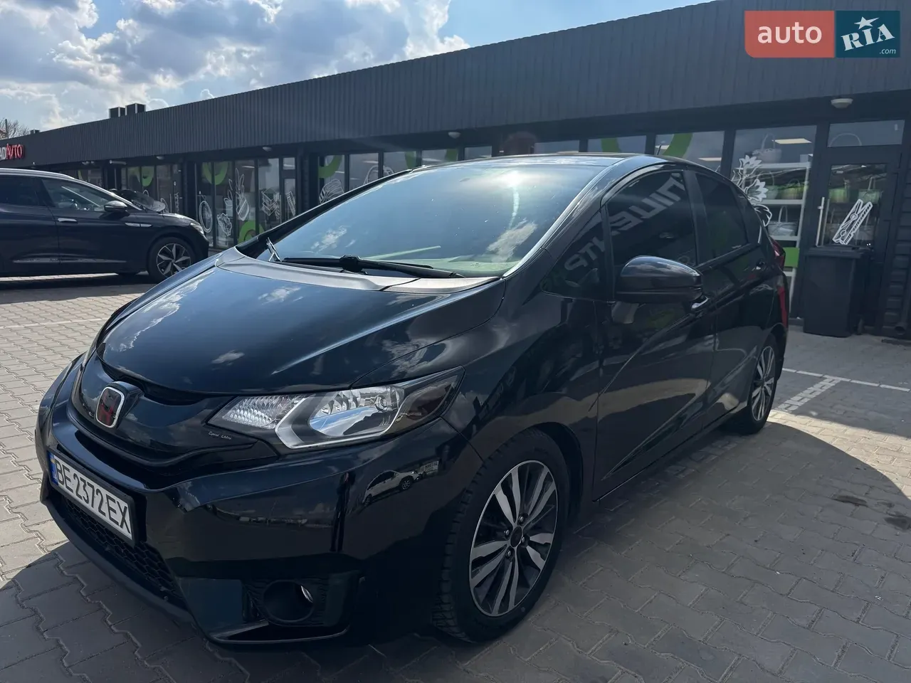 Honda Fit 2017 photo 2