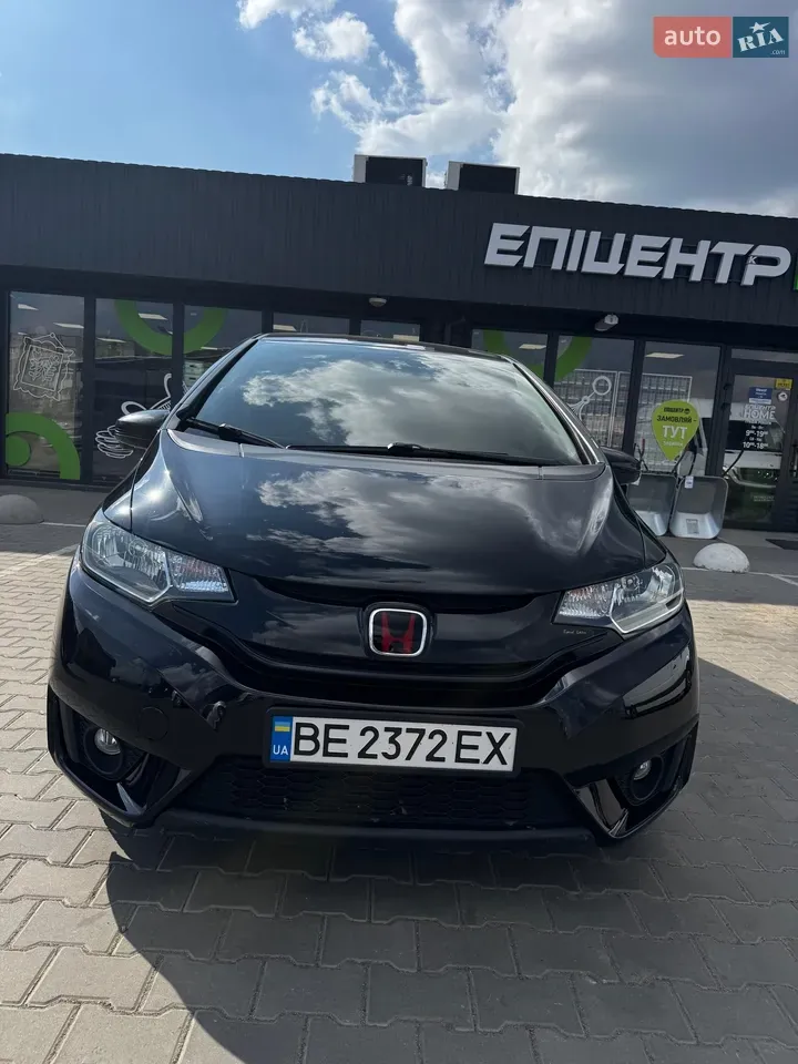 Honda Fit 2017 photo 3