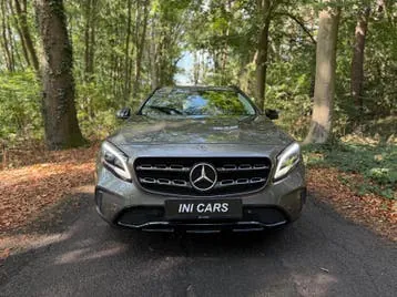 Mercedes-Benz Gla180 2018 photo 2
