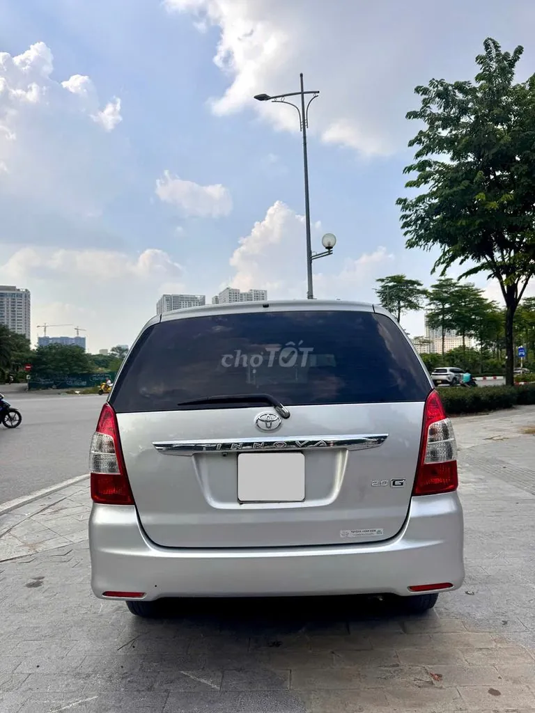 Toyota Innova 2012 photo 5