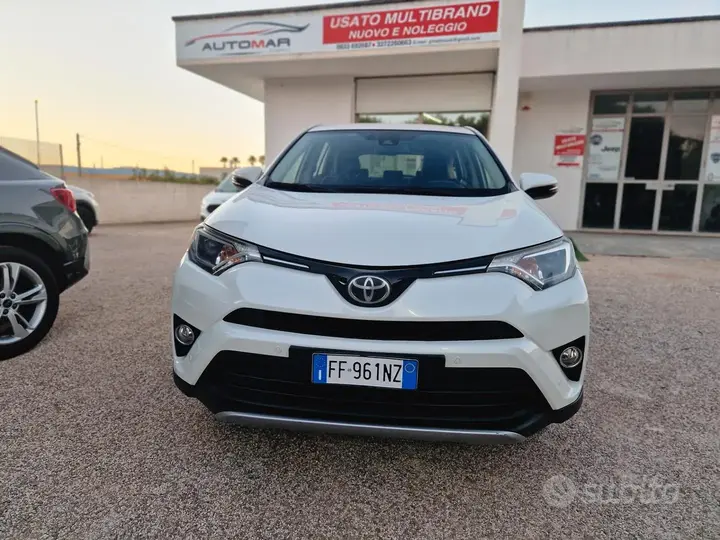 Toyota Rav4 2017 photo 2