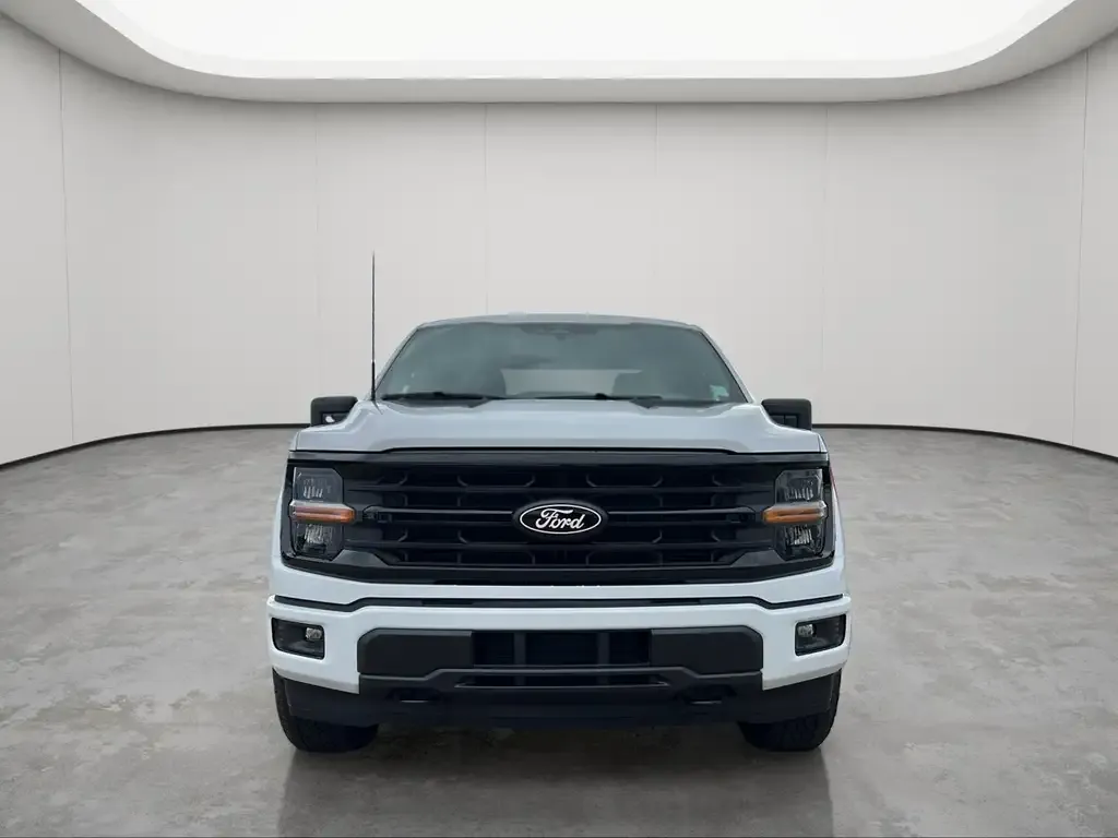 Ford F-150 2026 photo 2