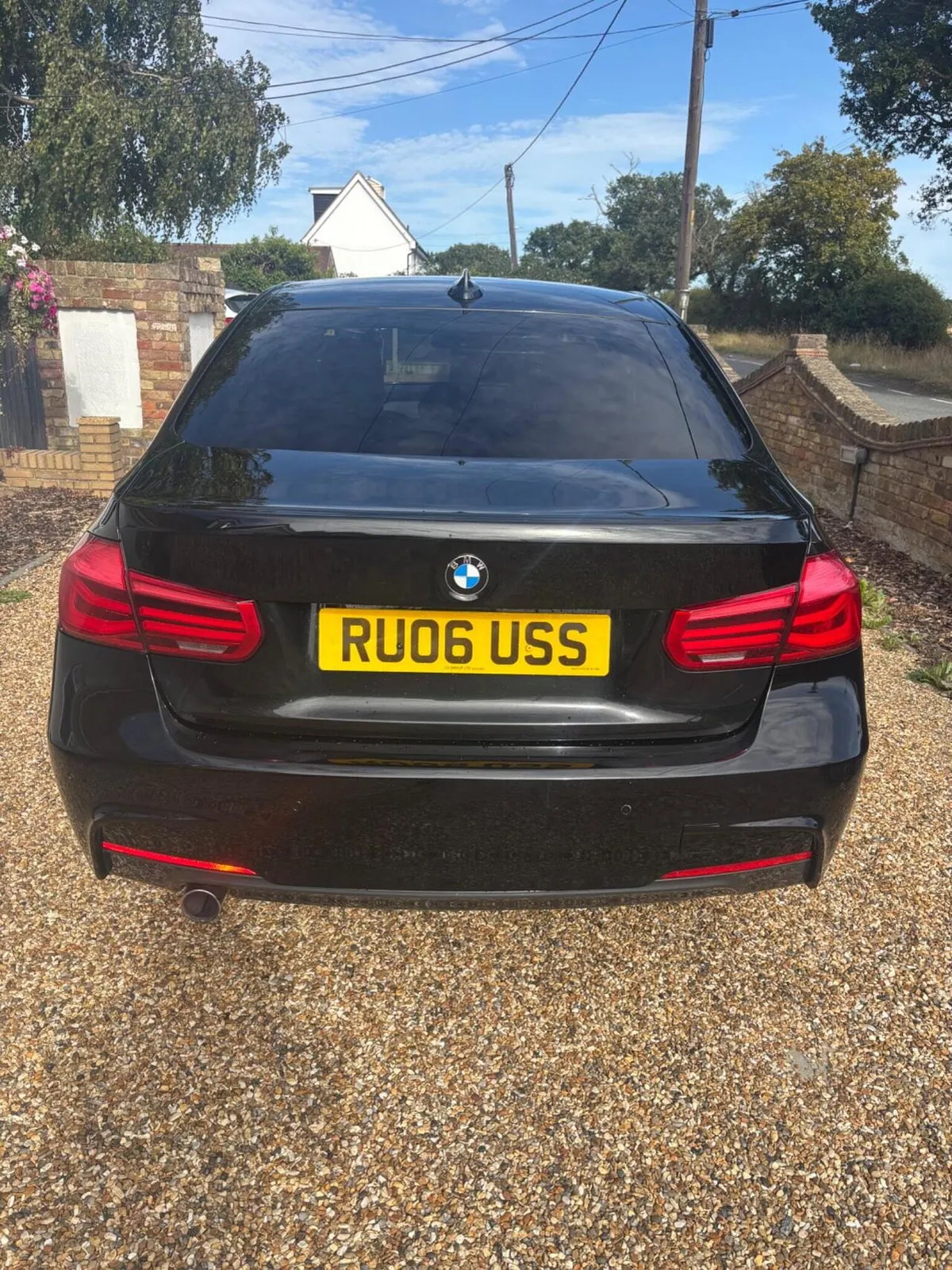 BMW 3 Series 2018 photo 4