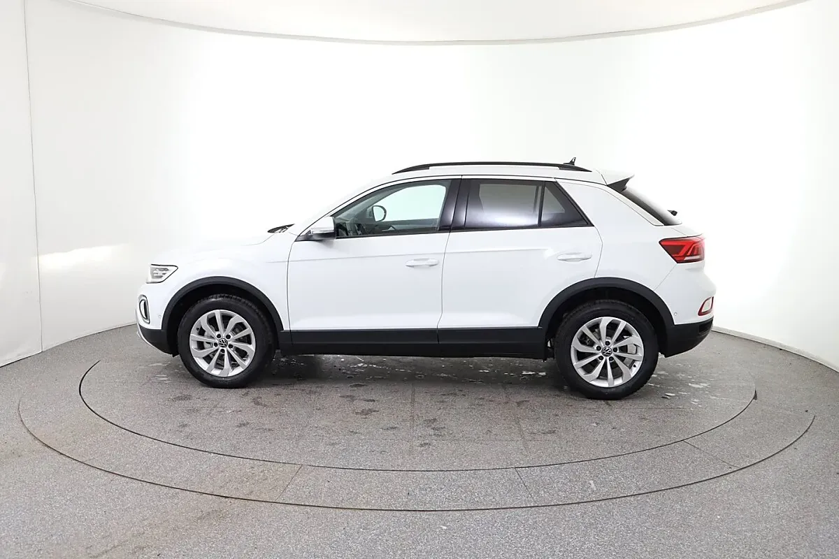 Volkswagen T-Roc 2025 photo 2