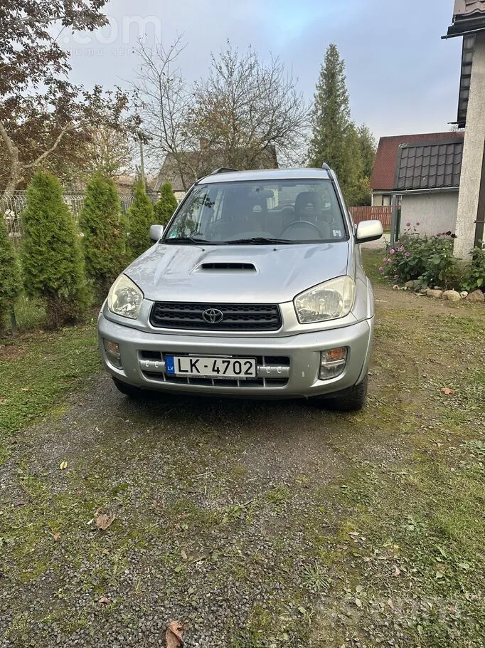 Toyota Rav4 2003 photo 2