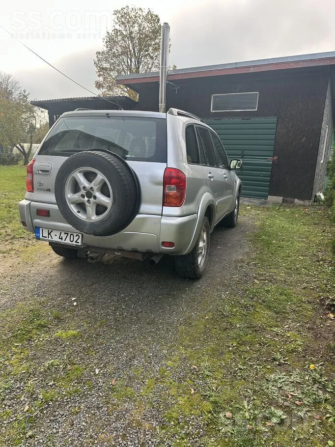 Toyota Rav4 2003 photo 4