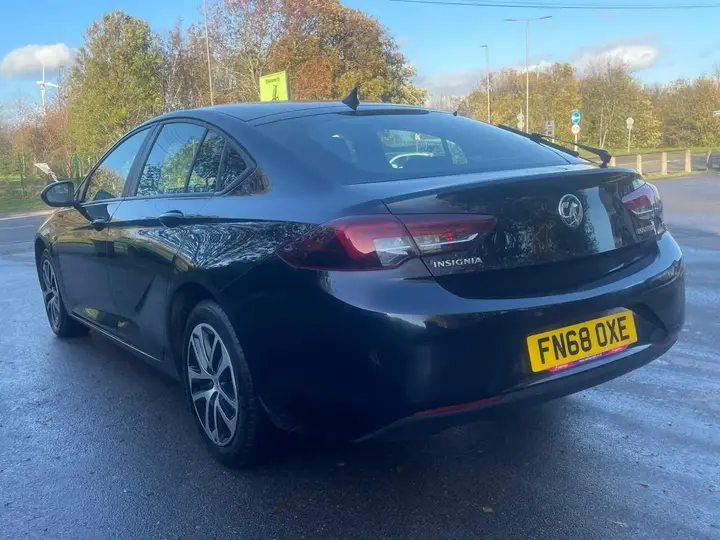 Vauxhall Insignia 2018 photo 4