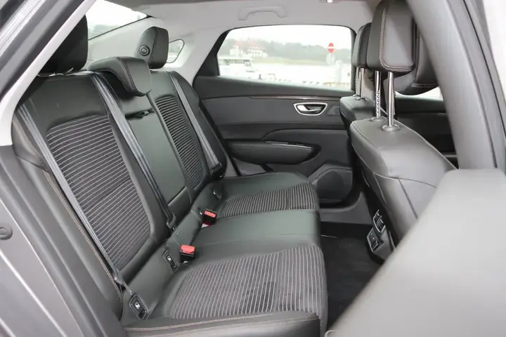 Renault Talisman 2016 photo 2