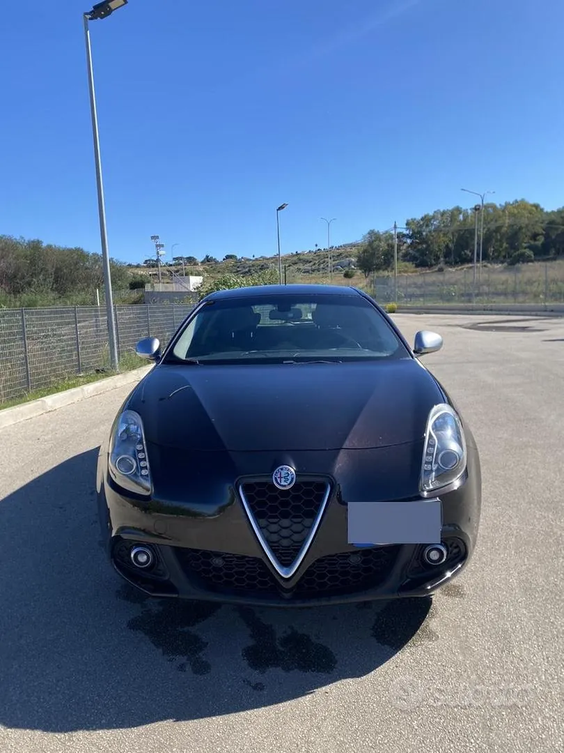 Alfa Romeo Giulietta 2018 photo 2