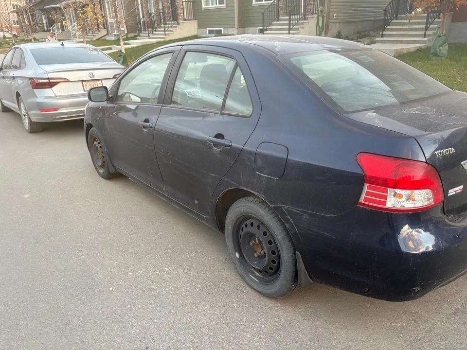 Toyota Yaris 2008 photo 2