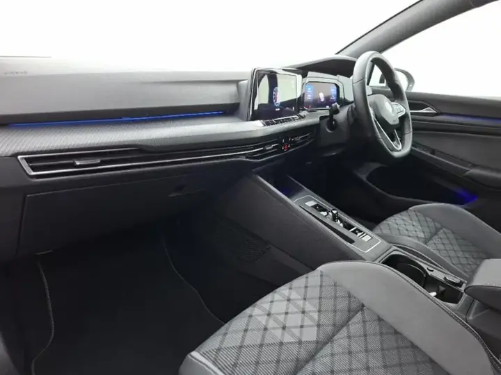 Volkswagen Golf 2022 photo 5