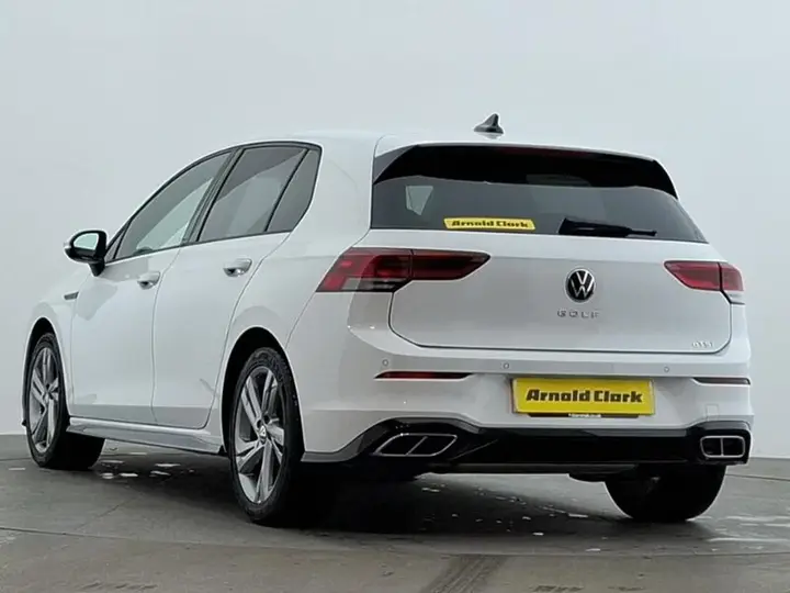 Volkswagen Golf 2022 photo 2