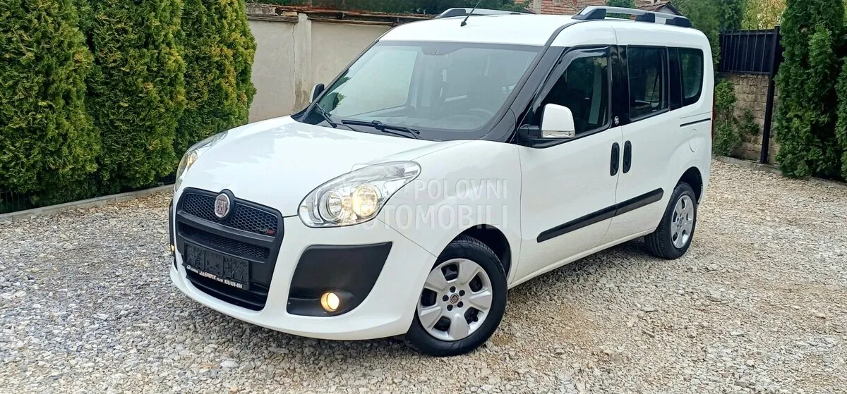 Fiat Doblo 2012 photo 2