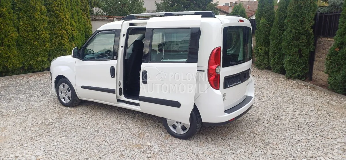 Fiat Doblo 2012 photo 5