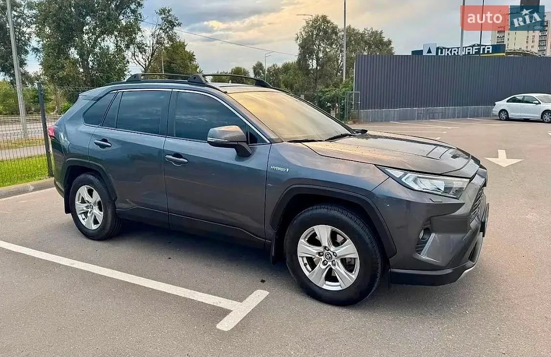 Toyota Rav4 2020 photo 5
