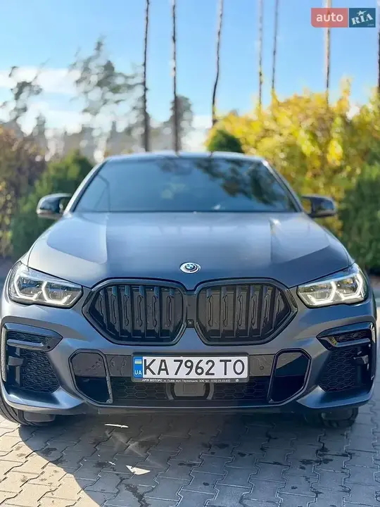 BMW X6 2022 photo 2