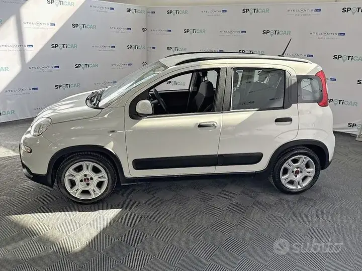 Fiat Panda 2023 photo 2