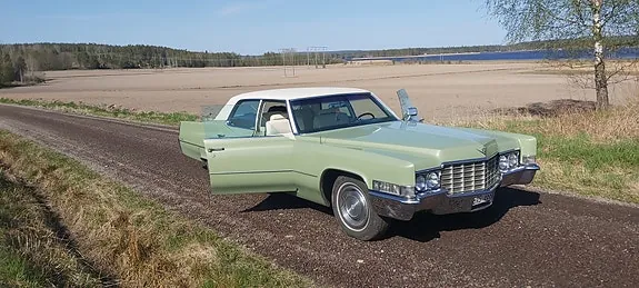 Cadillac Deville