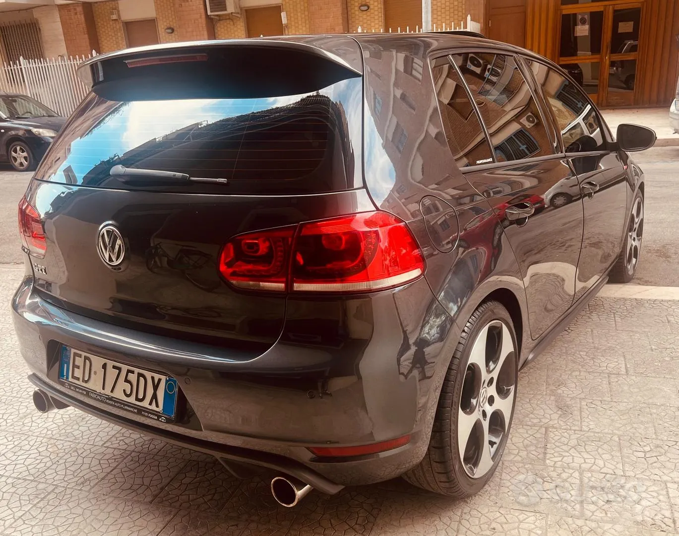 Volkswagen Golf Gti 2010 photo 4
