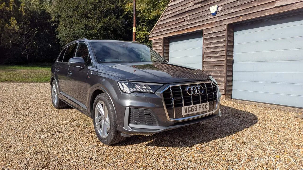Audi Q7 2020 photo 3