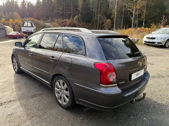 Toyota Avensis 2008 photo 4