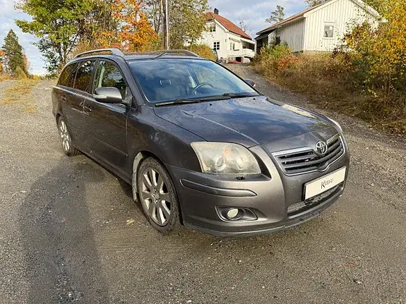Toyota Avensis 2008 photo 2