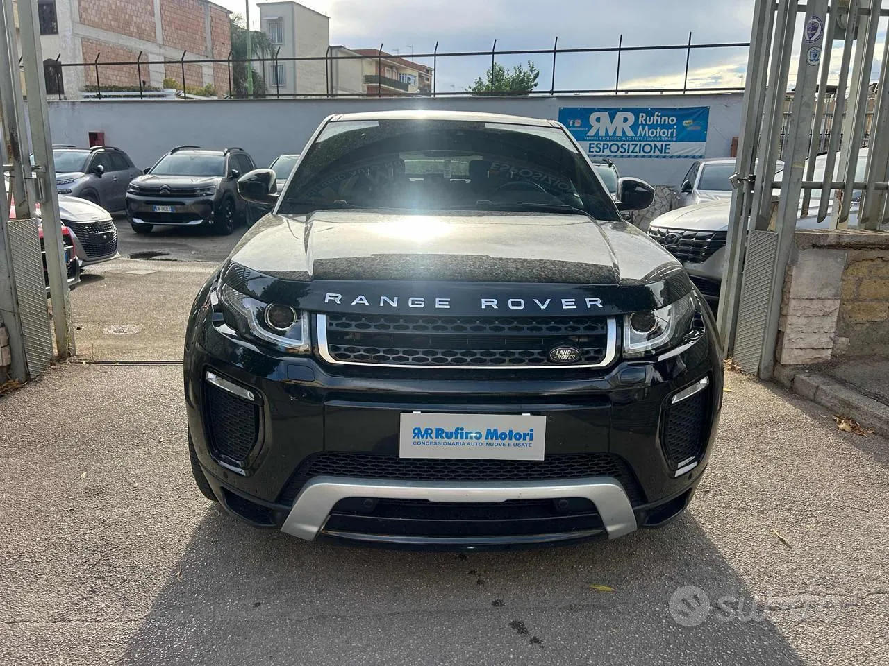 Land Rover Range Rover Evoque 2018 photo 2