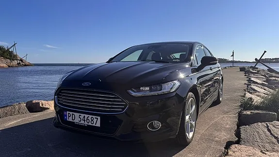 Ford Mondeo 2015 photo 2