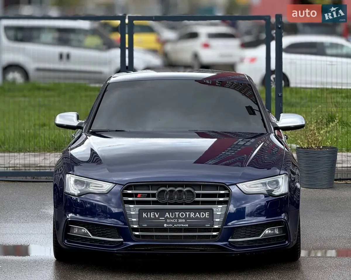 Audi S5 2012 photo 5
