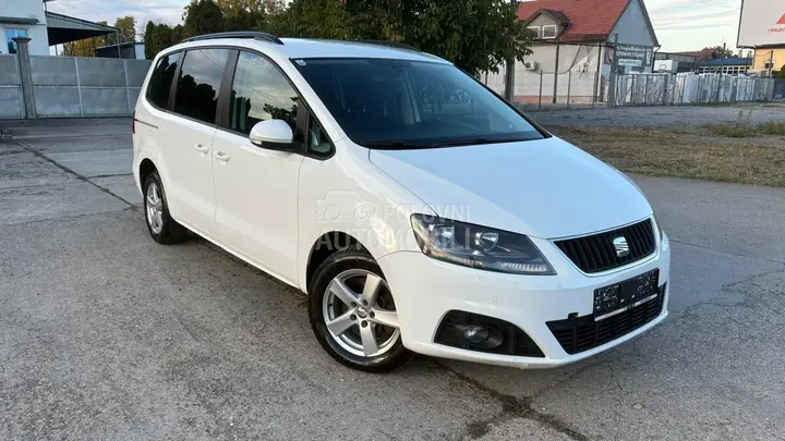 Seat Alhambra 2013 photo 2