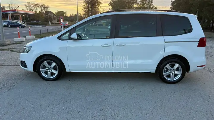 Seat Alhambra 2013 photo 5