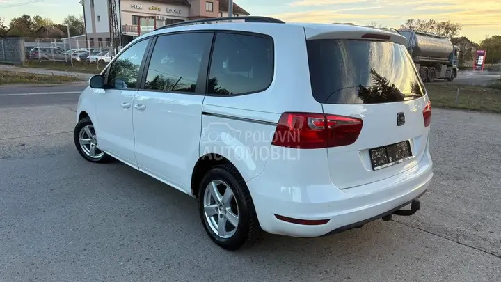 Seat Alhambra 2013 photo 3