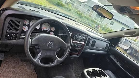 Dodge Ram 1500 2003 photo 4