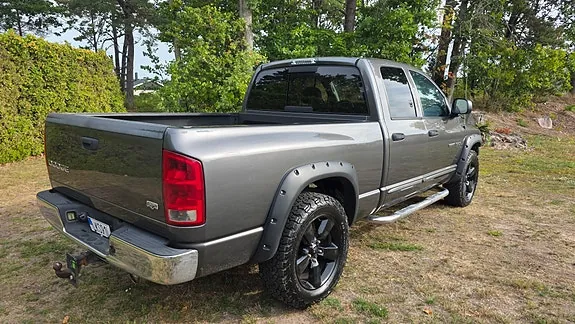 Dodge Ram 1500 2003 photo 3