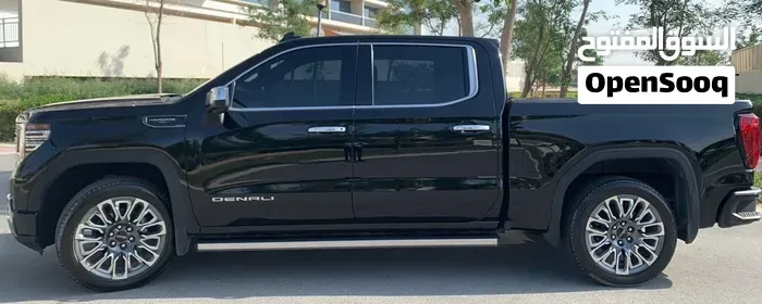 GMC Sierra 2024 photo 2