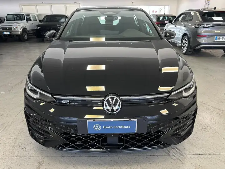 Volkswagen Golf 2026 photo 2