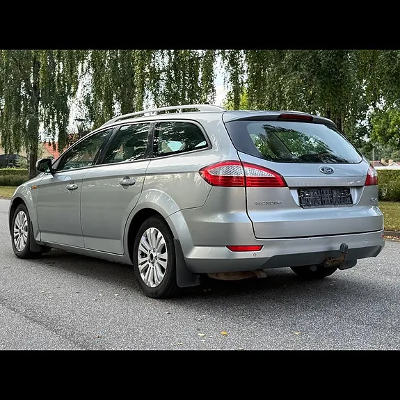 Ford Mondeo 2010 photo 2