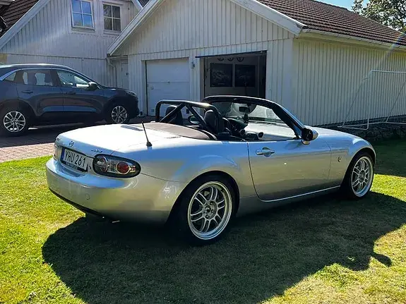 Mazda Mx-5 2008 photo 2