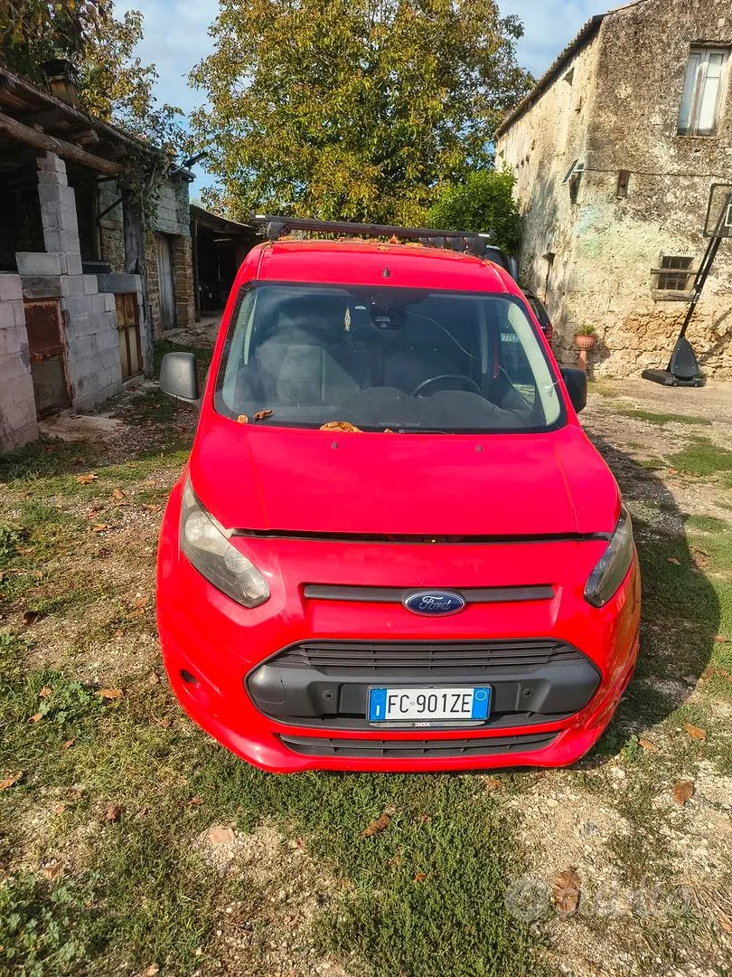 Ford Transit Connect 2016 photo 2
