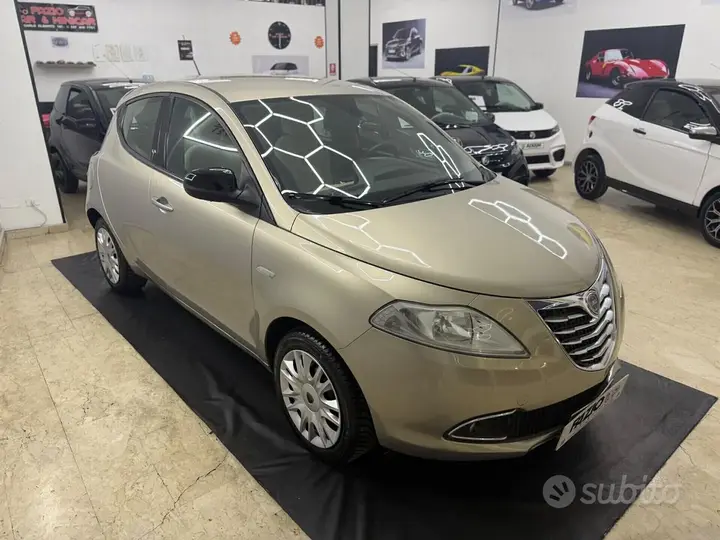 Lancia Ypsilon 2013 photo 5