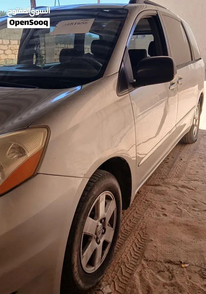 Toyota Sienna 2008 photo 3