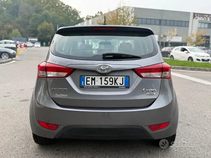 Hyundai Ix20 2012 photo 5
