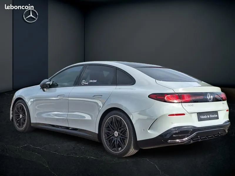 Mercedes-Benz C-Class 2026 photo 3