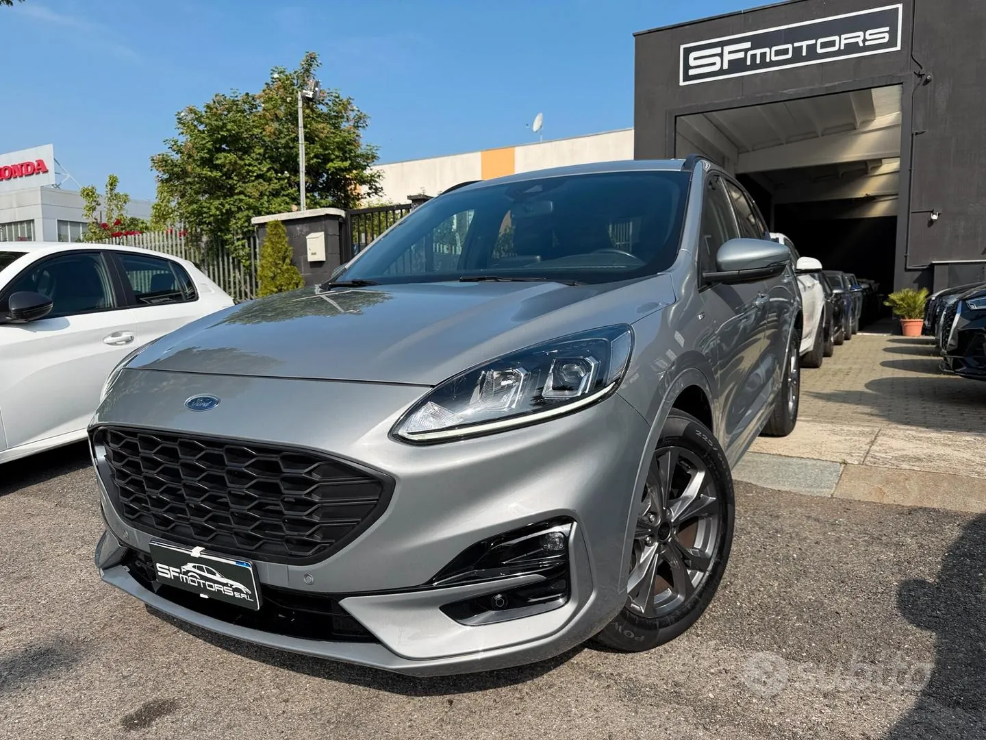 Ford Kuga 2022 photo 2