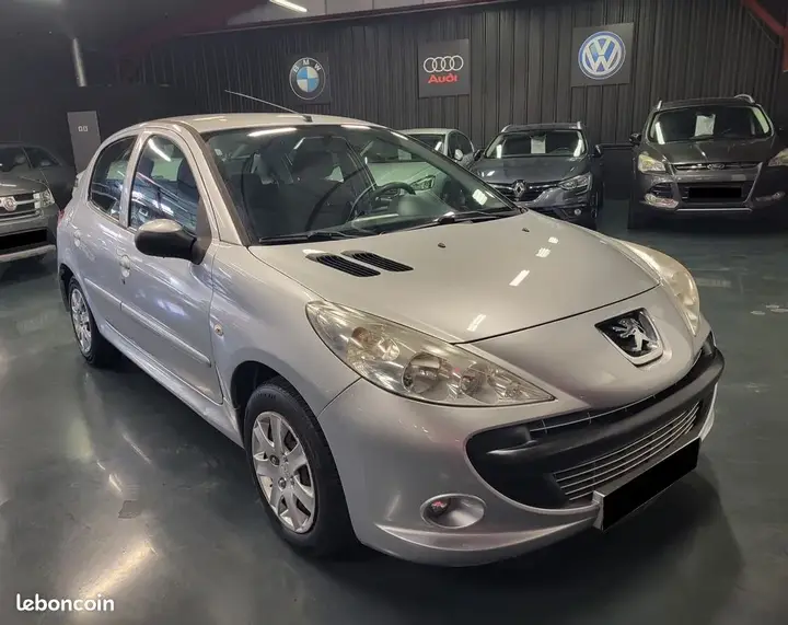 Peugeot 206 2010 photo 4