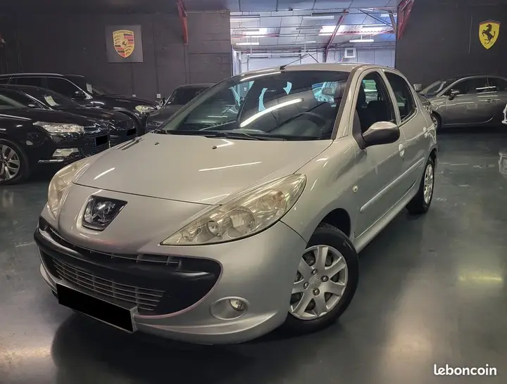 Peugeot 206