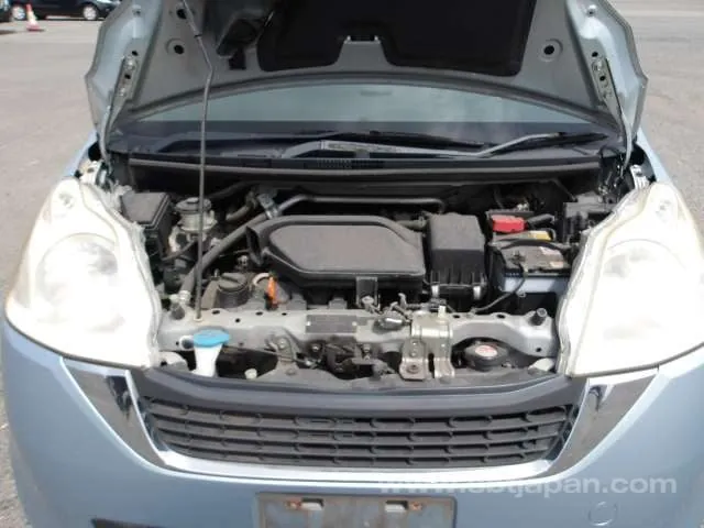 Honda Life 2010 photo 5